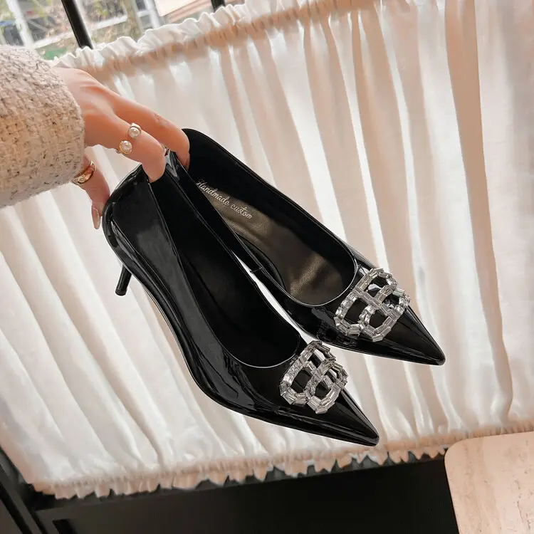 Pumps View 6