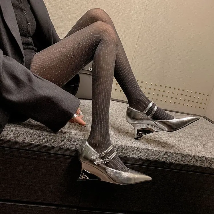 Pumps View 10