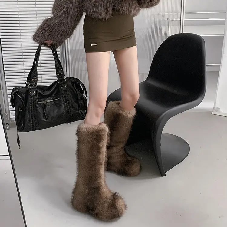 China Rabbit Fur Snow Boots: Genuine Leather & Slip-Resistant Manufacturer, Companies