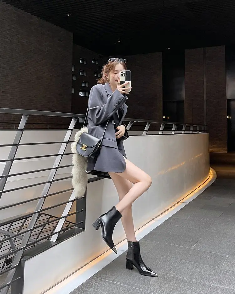 Ankle boot view 7