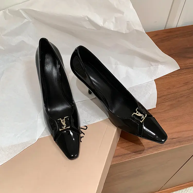 Heels View 10