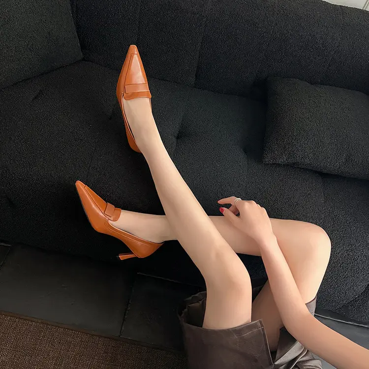 Pumps 30