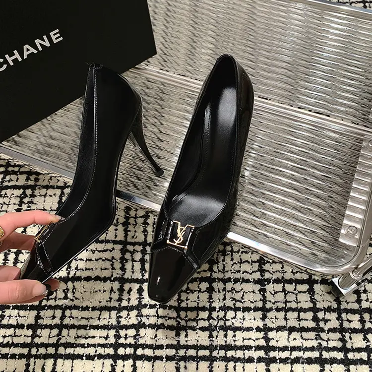 Heels View 8