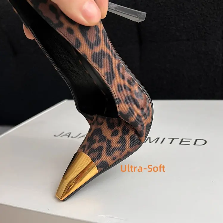 Leopard pattern design view