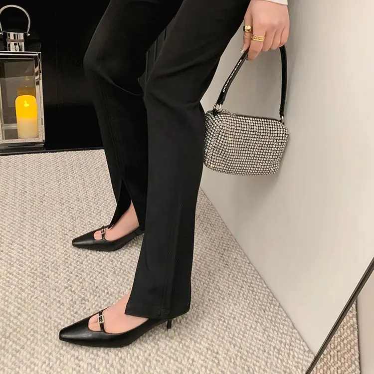 Rhinestone Pumps Detail