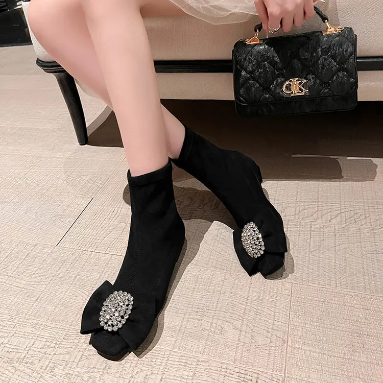 China Bulk Order Stretch Velvet Hidden Lift Boots Company, Companies