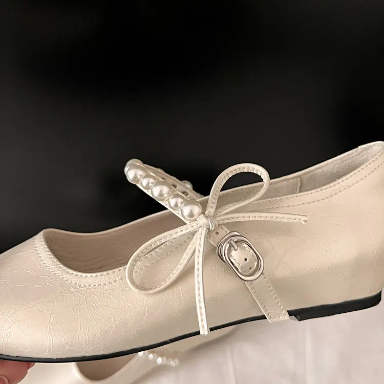 Pointed Toe Mary Jane Flats Style 25