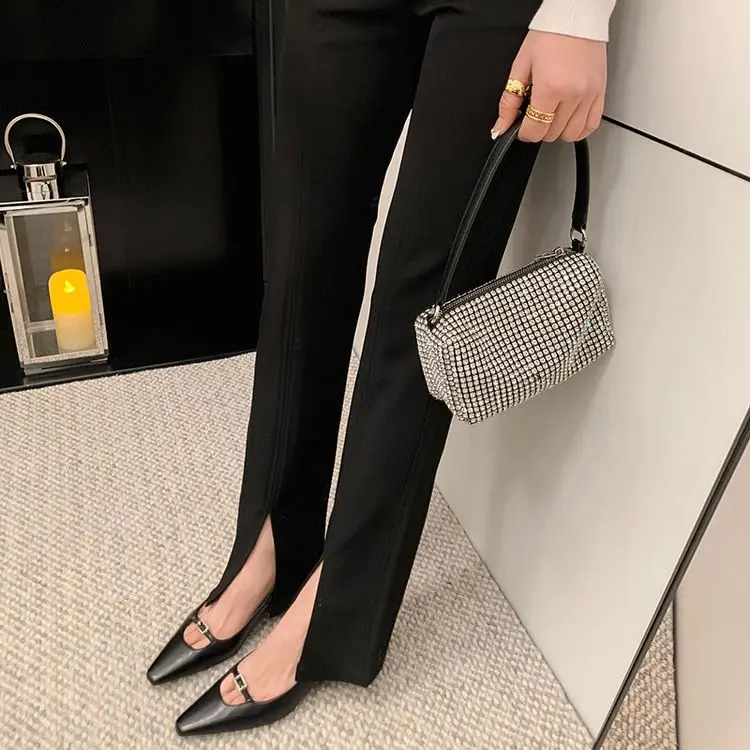 Rhinestone Pumps Detail