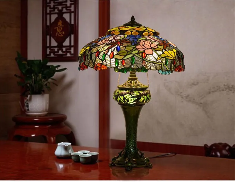 Tiffany Style Lamp Detail 9