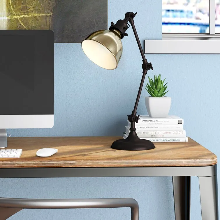 Industrial Adjustable Metal Task Desk Lamp Detail