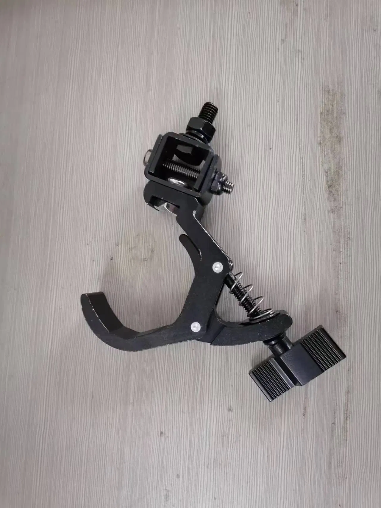 Folding Light Hook Stage Lamp Clamps for Handing Moving Light PAR Light