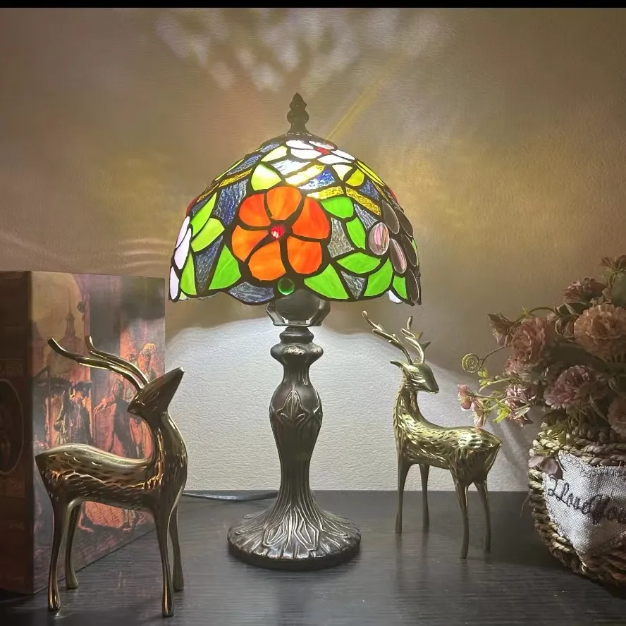 Tiffany Style Art Glass Work Table Lamp