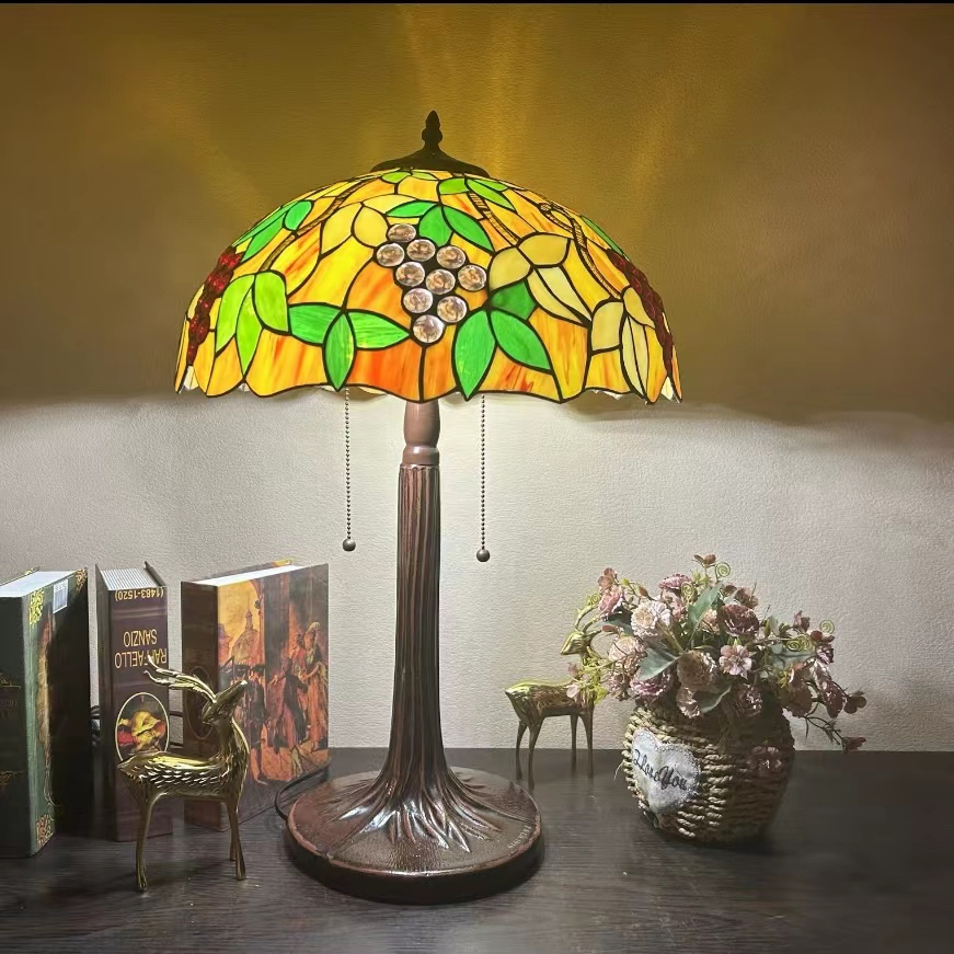 Tiffany Style Art Glass Work Table Lamp