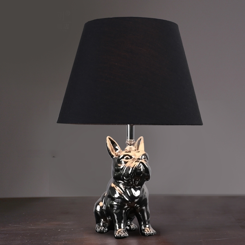 Modern Dog Table Lamp Gold Ceramic Table Lamps for Living Room Design Table Lamp (WH-MTB-137)