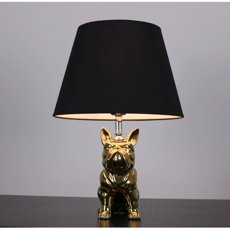 Modern Dog Table Lamp Gold Ceramic Table Lamps for Living Room Design Table Lamp (WH-MTB-137)