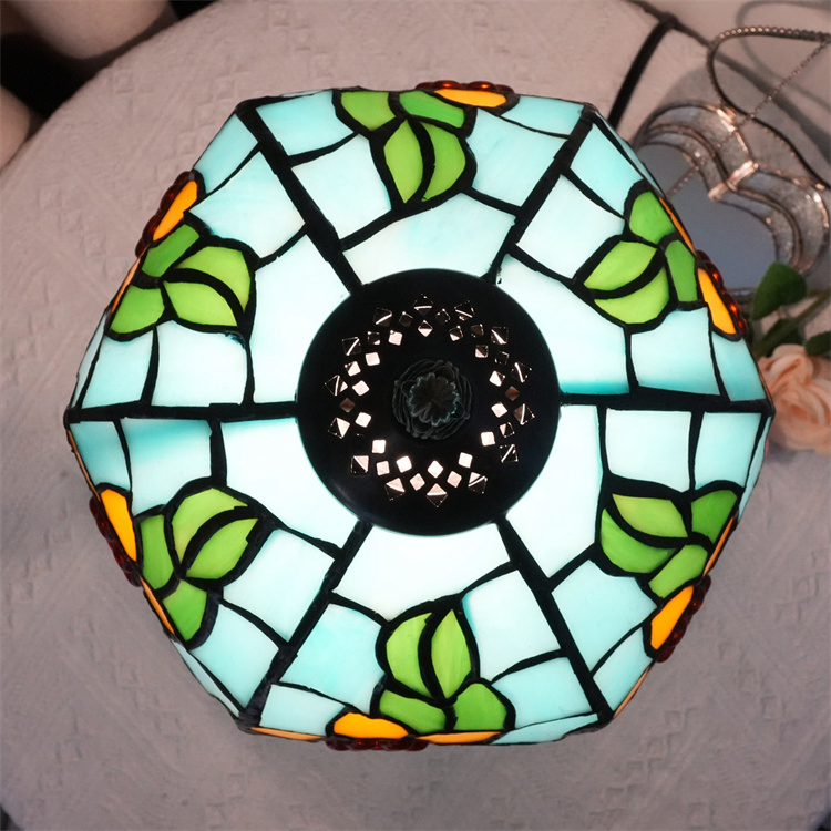 Decorative Tiffany Style Desk Lighting Multi-Color Glass Light Bedroom Bedside Reading Table Lamp
