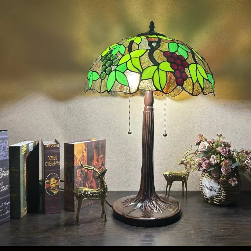 Tiffany Style Art Glass Work Table Lamp