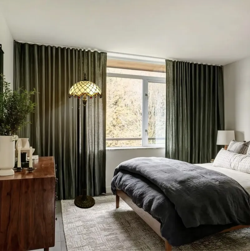 Modern Tiffany LED Floor Lamp Detail 4