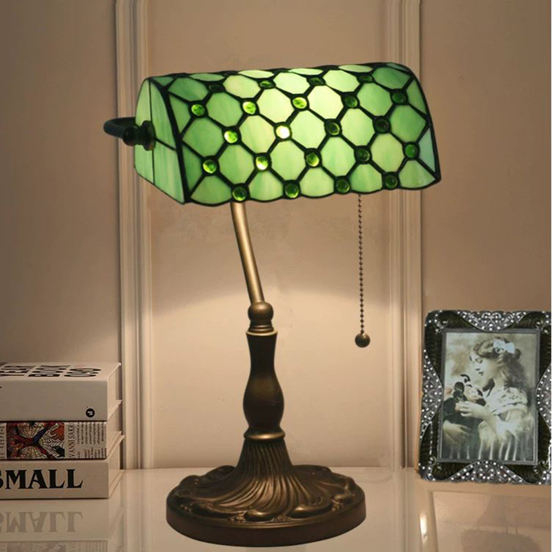 New Tiffany Table Lamp Alloy Base Retro Bank Light Green Bedside Table Lamp (WH-TTB-22)