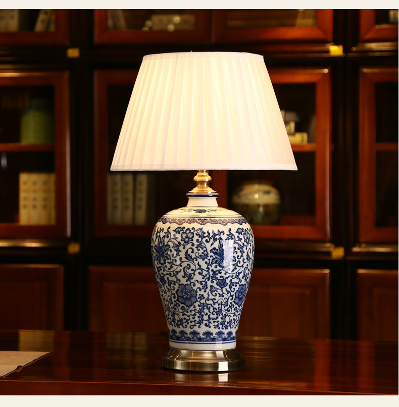 Ceramic Dimmer LED Table Lamp Chinese Porcelain Foyer Porcelain Table Lamp (WH-MTB-111)