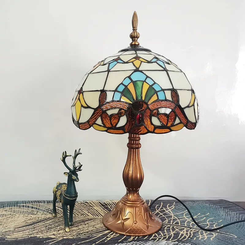 Tiffany Lamp View 4