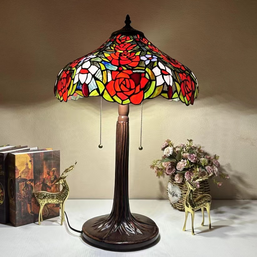 Tiffany Style Art Glass Work Table Lamp