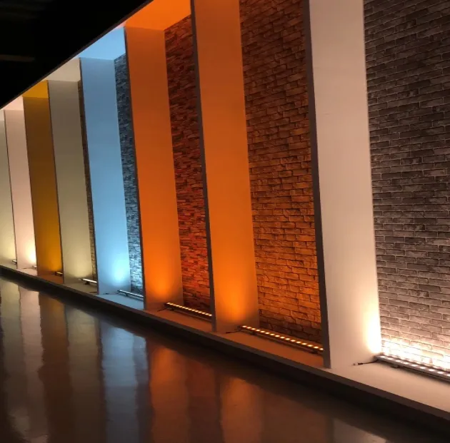 Luz de Lavagem de Parede LED Comercial Premium IP67 para Uso Externo
