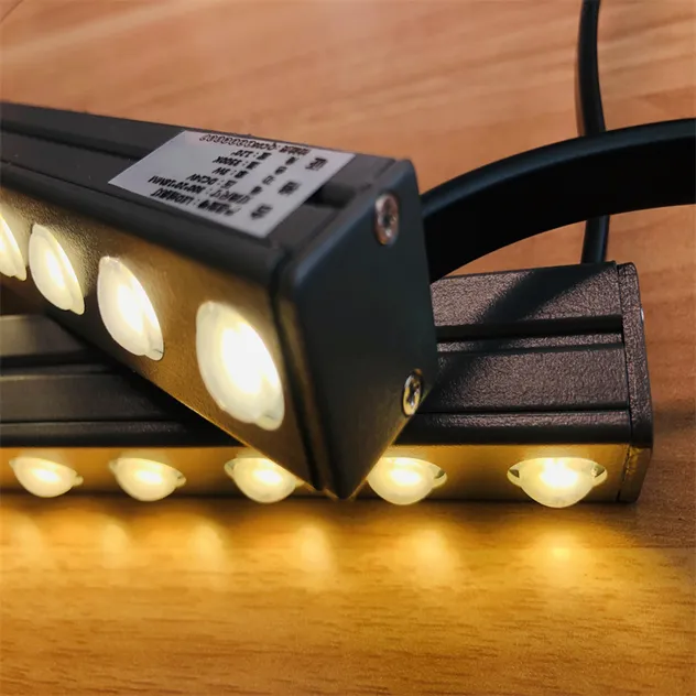 Luz de Lavagem de Parede LED Comercial Premium IP67 para Uso Externo