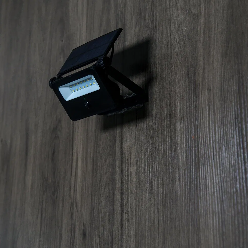 Yichen 850lumen Luz de Inundação LED Recarregável Solar com Sensor de Movimento