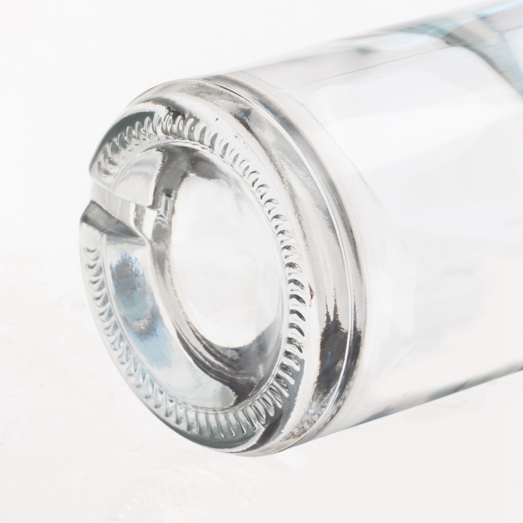 Wholesale 700ml Round Clear Liquor Glass Bottle Manufacturer, Suppliers
