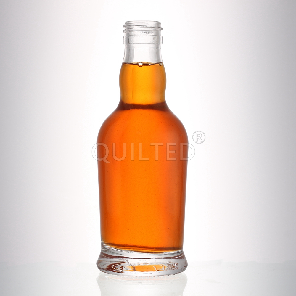 China Small capacity 200 ml clear liquor glass gin bottle with screw  Manufacturer, Suppliers