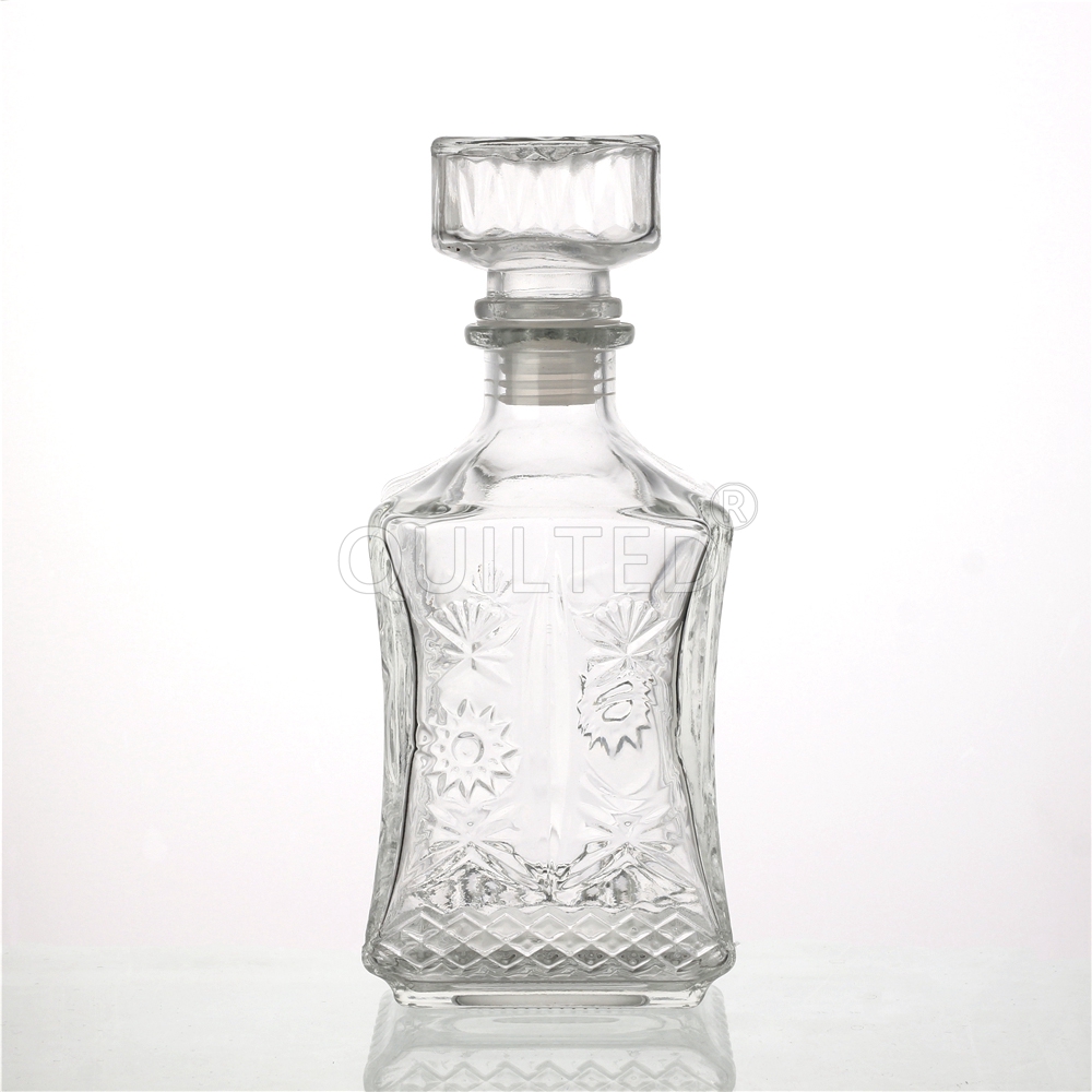 Wholesale 700 ml square shape liquor glass whisky bottle decanter  Manufacturer, Supplier