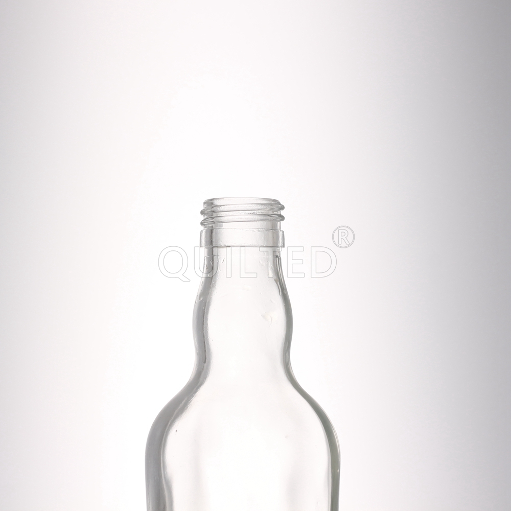 China Small capacity 200 ml clear liquor glass gin bottle with screw  Manufacturer, Suppliers