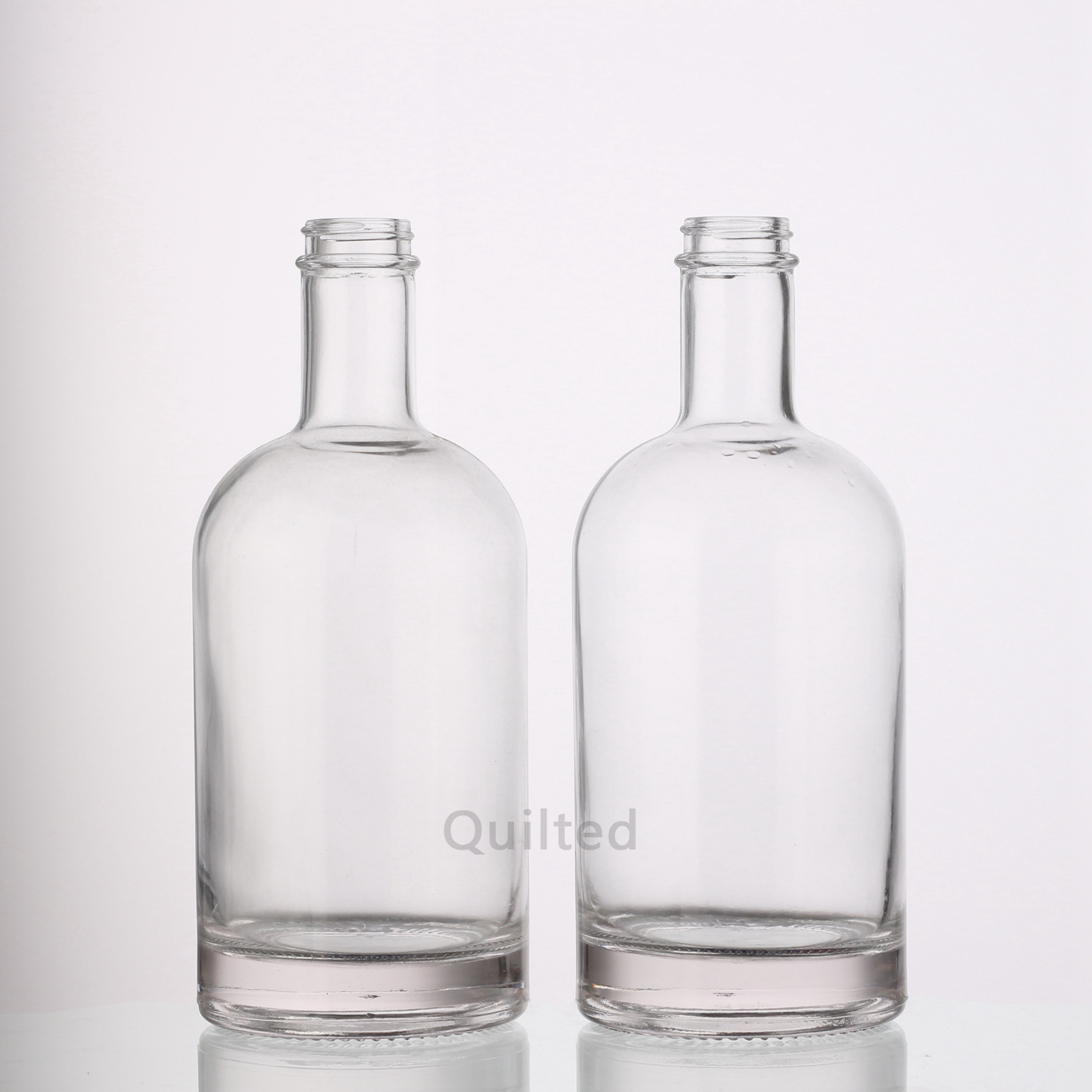 China 375 ml clear liquor glass gin bottle with screw  Manufacturers, Supplier