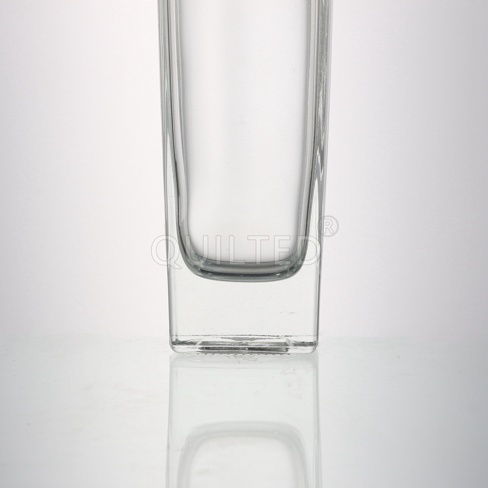 Wholesale 250 ml square shape liquor glass gin bottle Manufacturer, Suppliers