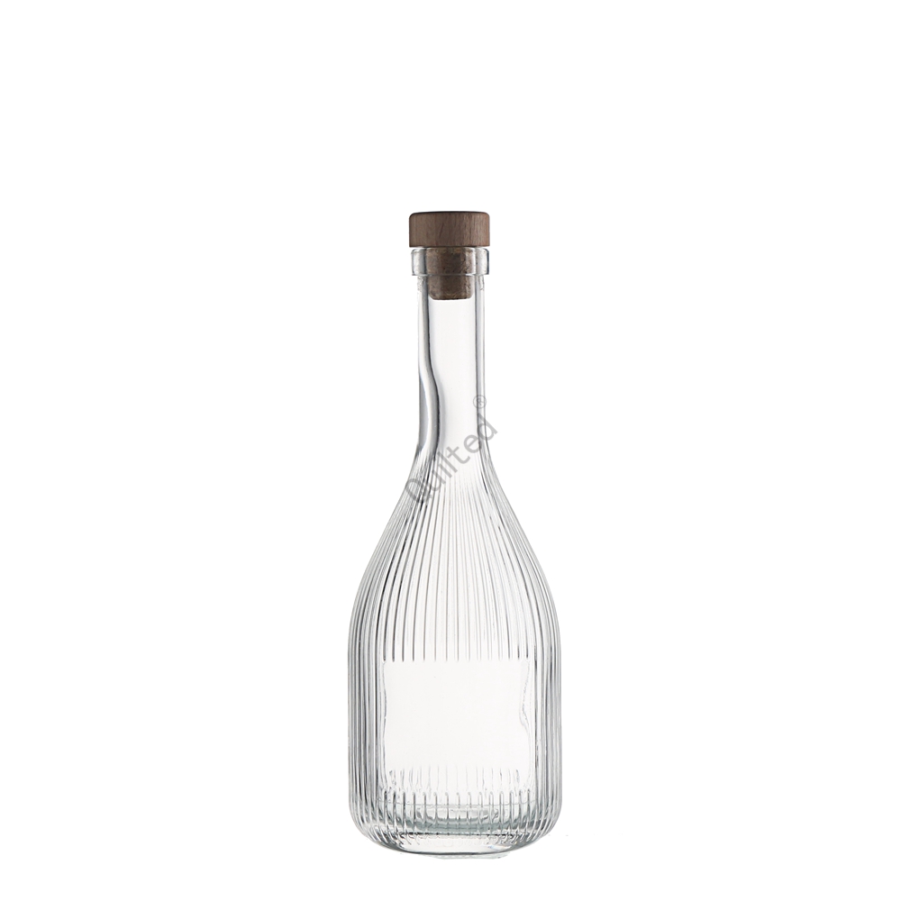 China 500 ml liquor clear vodka glass bottle with cork  Manufacturer, Suppliers