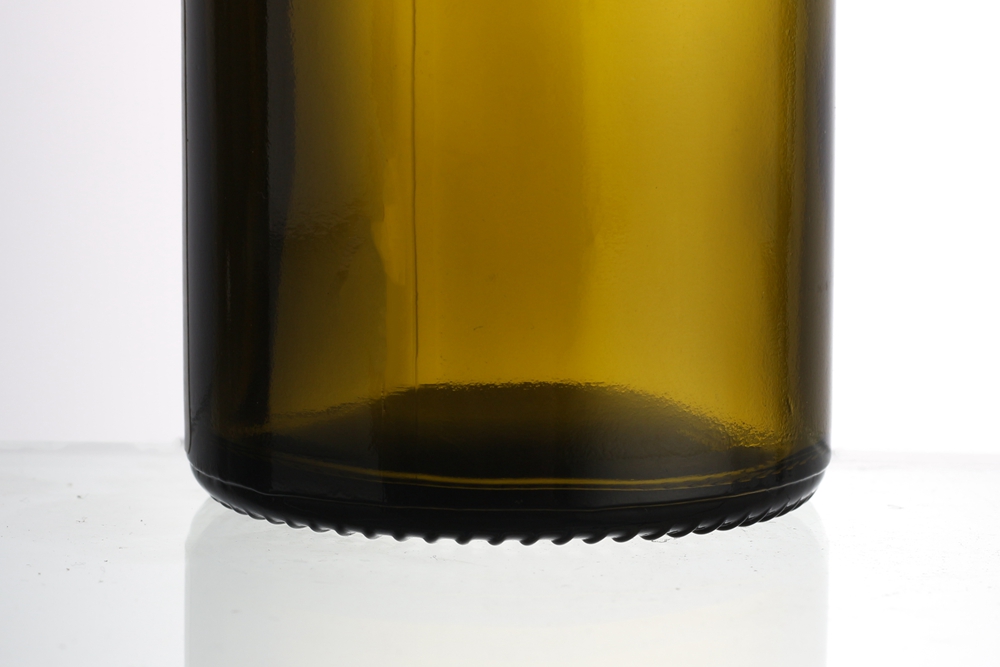 China 250 ml amber color champagne wine glass bottle  Supplier, Suppliers