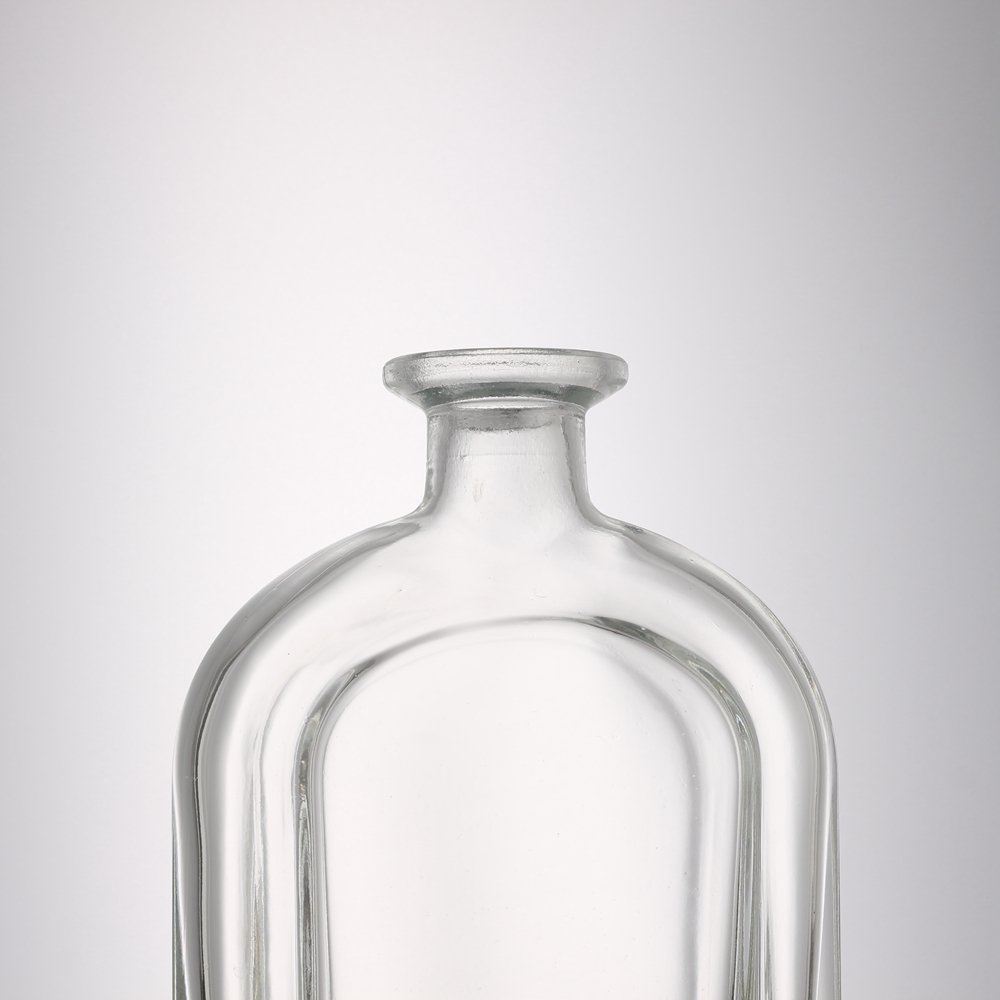 China 700 ml flat shape liquor glass bottle Manufacturer, Suppliers