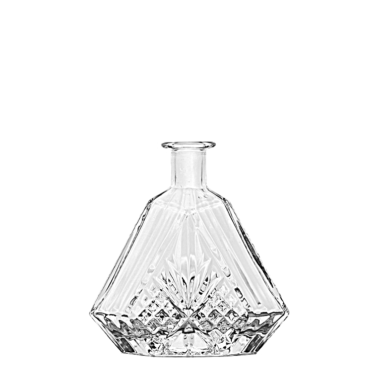 Wholesale Custom 700 ml flat whisky glass bottle with lid Manufacturers, Supplier