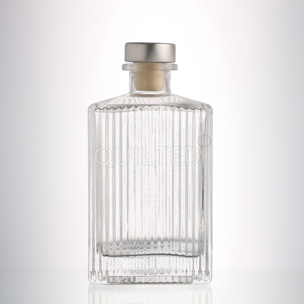 China factory 500ml square liquor clear glass whsiky bottle 