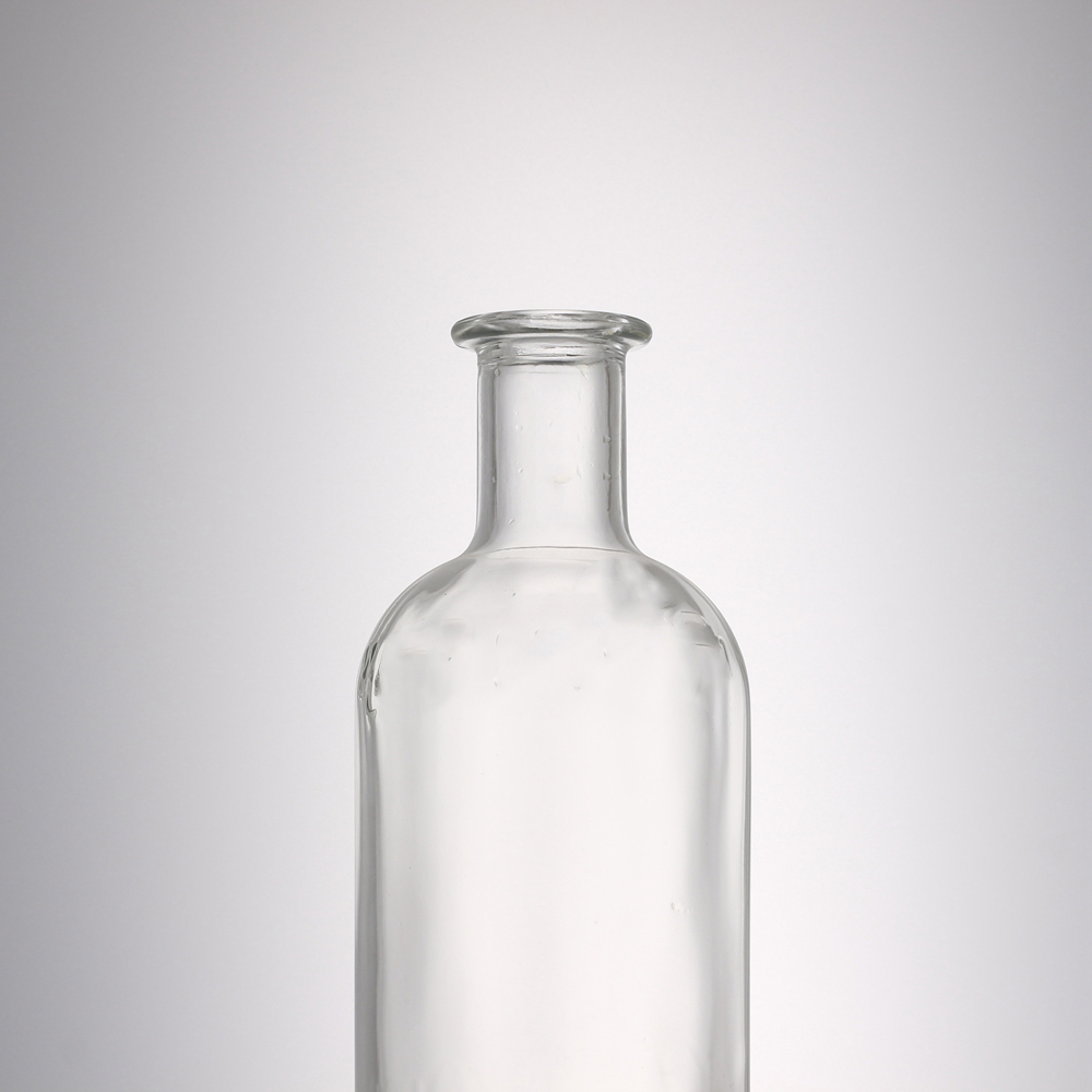 Wholesale High quality 700 ml clear liquor bottle with stopper  Manufacturers, Supplier