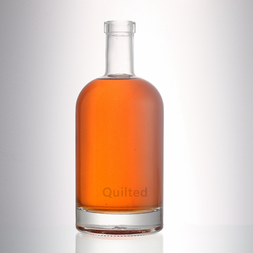 Wholesale 500 ml clear liquor vodka glass bottle with cork Manufacturer, Supplier