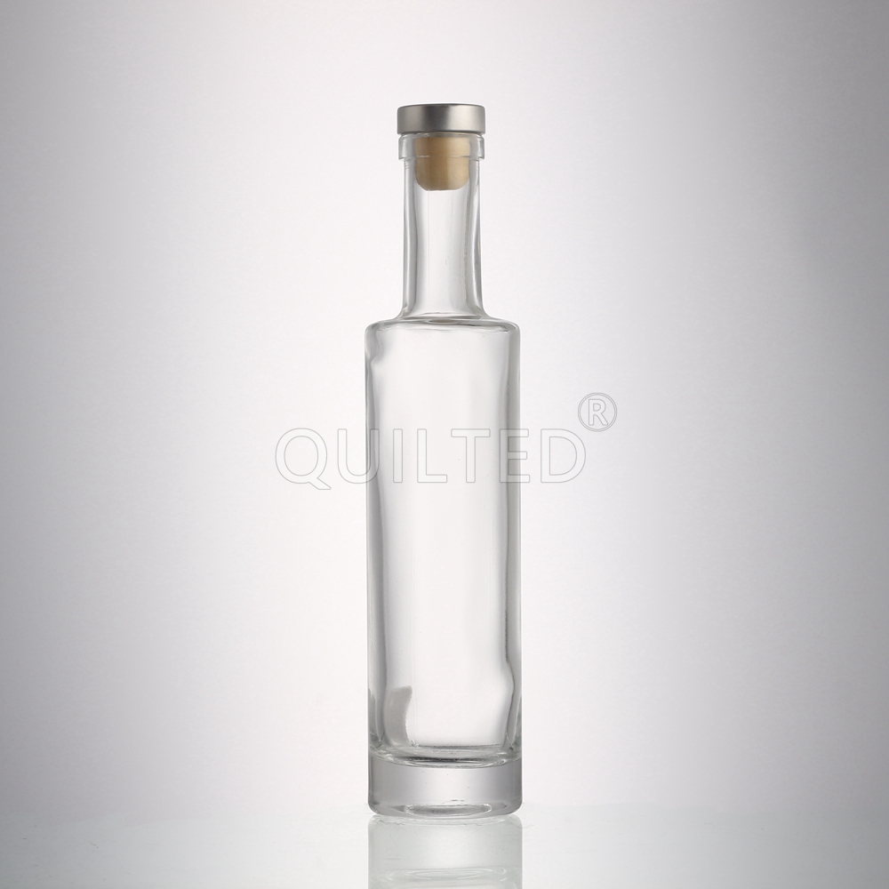China Design 200 ml round liquor glass vodak bottle with lid  Manufacturer, Supplier