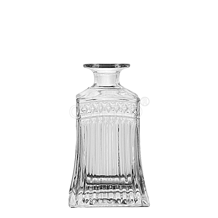 Wholesale 500 ml square shape liquor glass whisky bottle  Manufacturers, Supplier