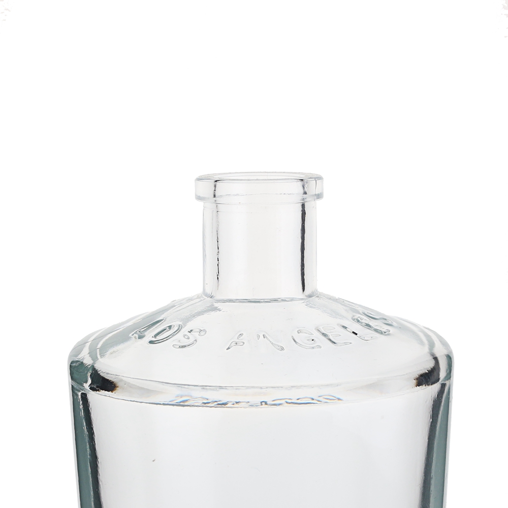 Wholesale Custom 500 ml flint glass liquor bottle with cork Manufacturer, Supplier