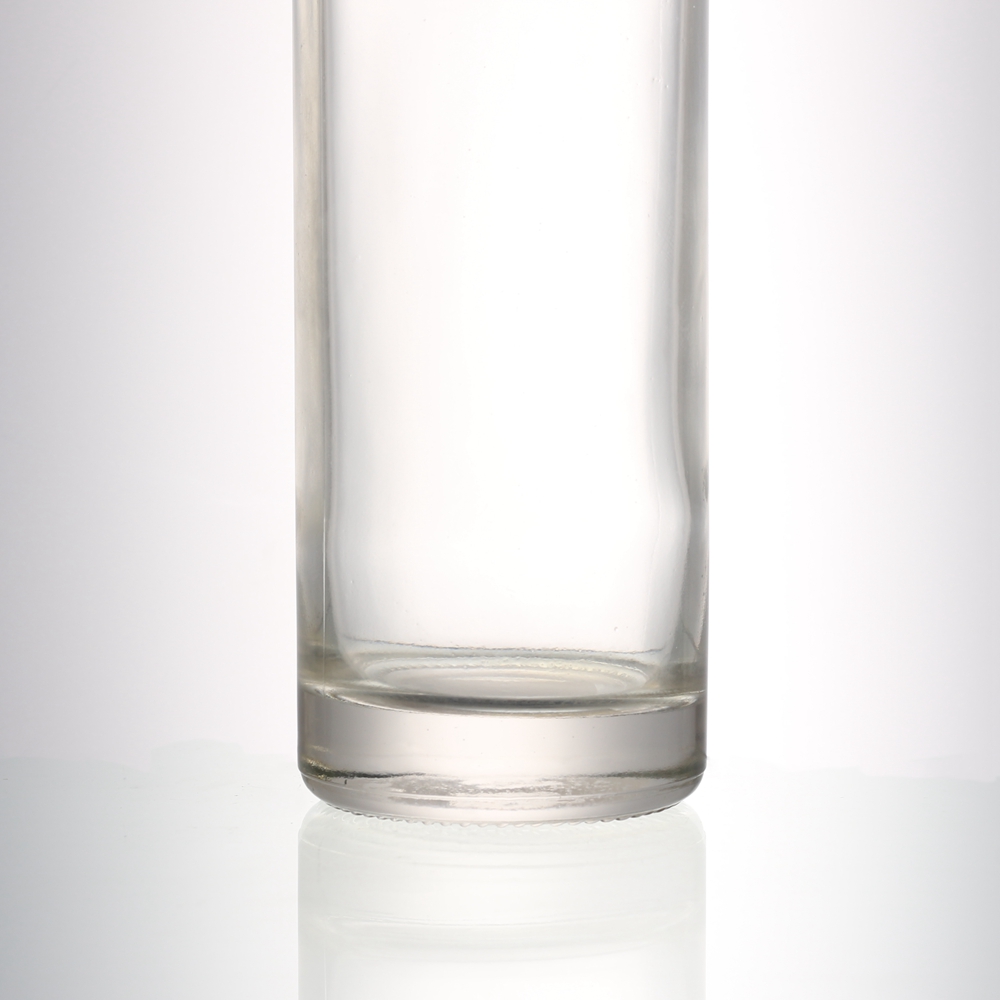 China 500 ml hard glass liquor bottle with cork  Manufacturer, Supplier
