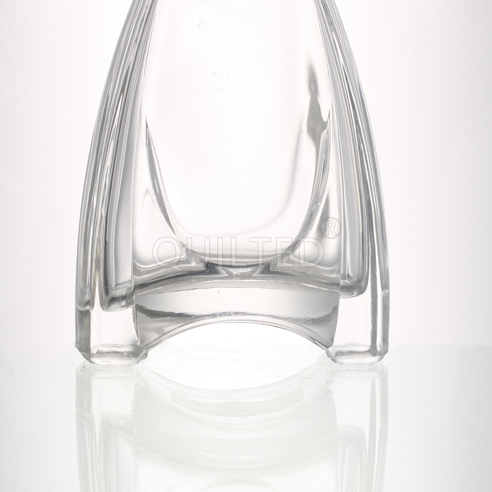 China Small 250 ml special shape liquor glass gin bottle  Manufacturer, Supplier