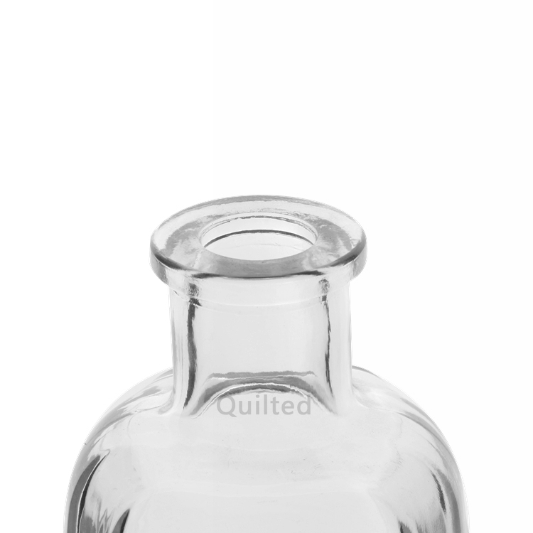 Wholesale Design 700 ml liquor glass bottle with stopper  Supplier, Suppliers