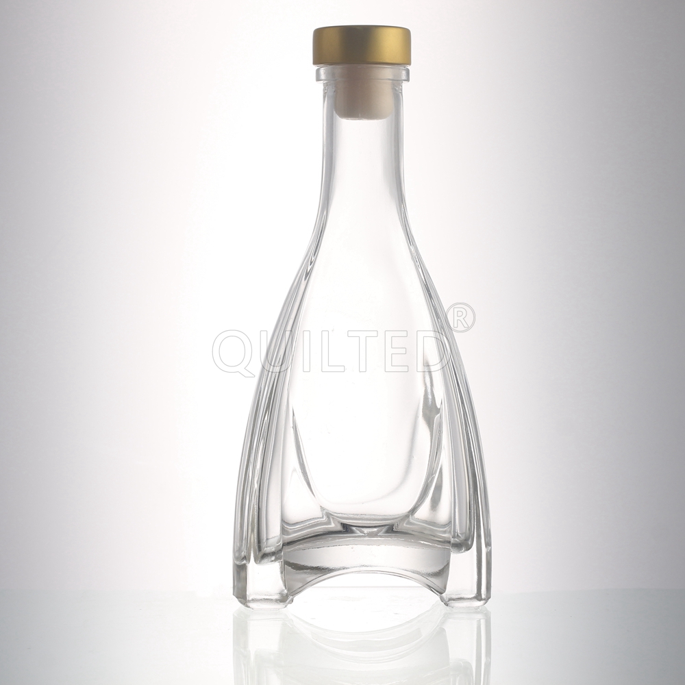 China Small 250 ml special shape liquor glass gin bottle  Manufacturer, Supplier