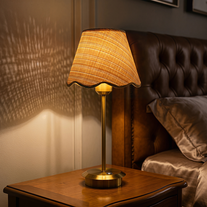Classic Vintage Table Lamp Base—Compatible with a Variety of Fabric Lampshades